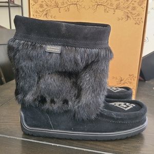 BNIB Black Mukluks
